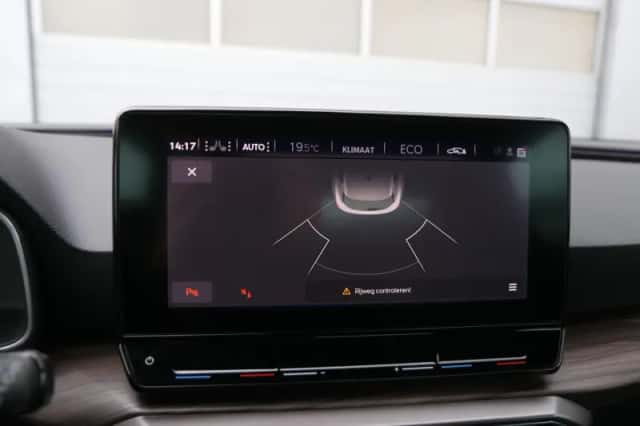 SEAT Leon (2023) thumbnail 28