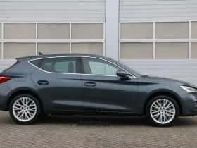 SEAT Leon (2023) thumbnail 4