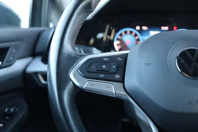 Volkswagen Golf (2022) thumbnail 20