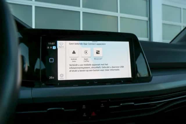 Volkswagen Golf (2022) thumbnail 23
