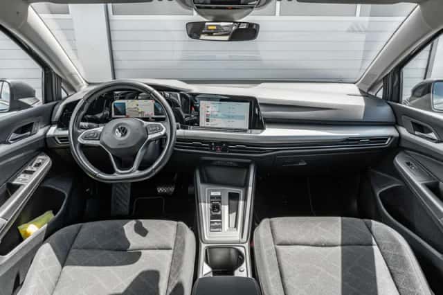 Volkswagen Golf (2022) thumbnail 5