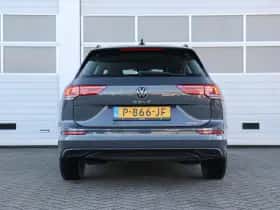 Volkswagen Golf (2022) thumbnail 10