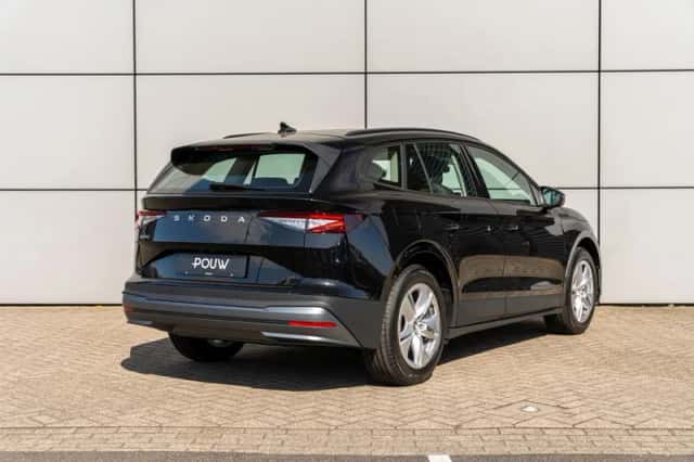 Škoda Enyaq (2025) thumbnail 2