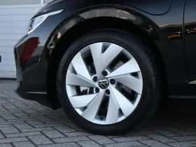 Volkswagen Golf (2025) thumbnail 16