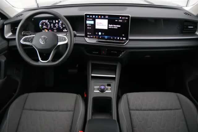 Volkswagen Tayron (2025) thumbnail 6