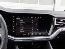 Volkswagen Touareg thumbnail 38