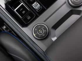 Volkswagen Touareg thumbnail 50