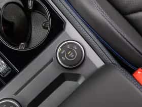 Volkswagen Touareg thumbnail 51