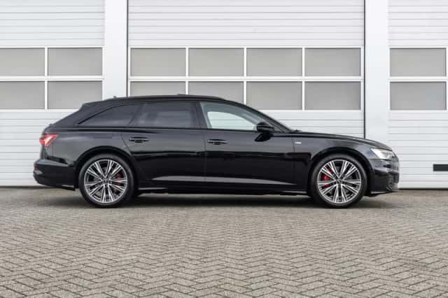 Audi A6 (2022) thumbnail 3
