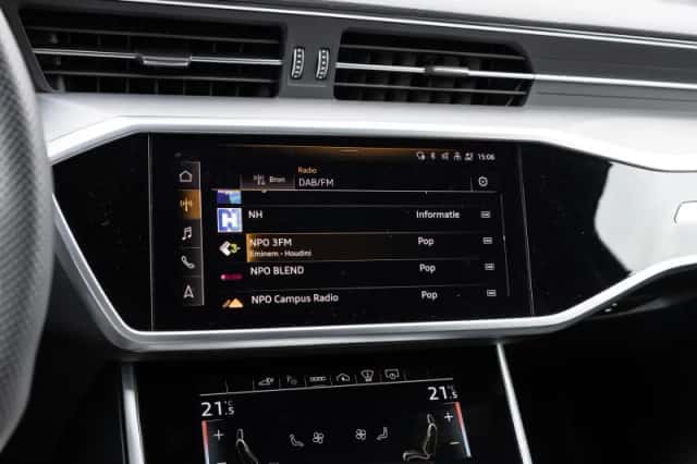 Audi A6 (2022) thumbnail 44