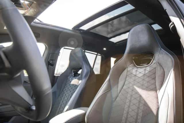 Volkswagen Tayron (2025) thumbnail 4
