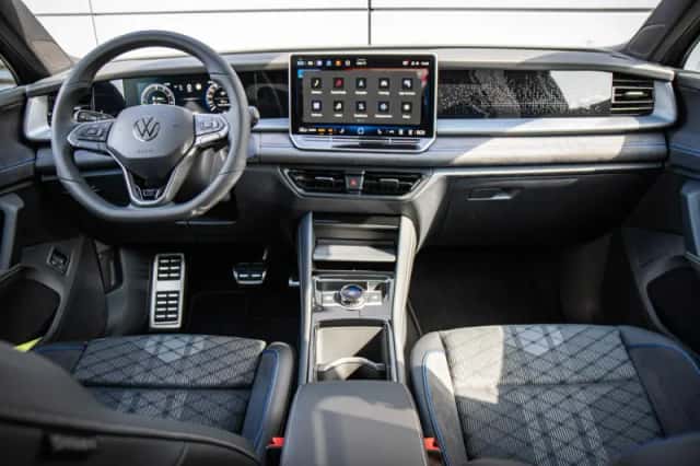 Volkswagen Tayron (2025) thumbnail 5