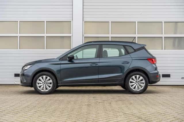 SEAT Arona (2025) thumbnail 11