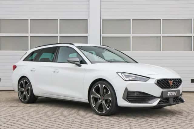 CUPRA Leon Sportstourer (2023) thumbnail 11