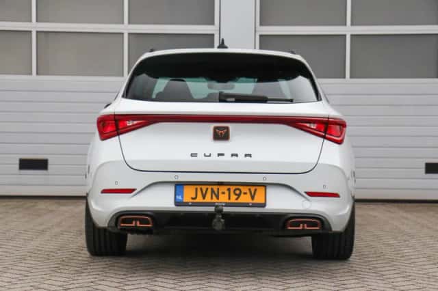 CUPRA Leon Sportstourer (2023) thumbnail 12