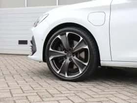 CUPRA Leon Sportstourer (2023) thumbnail 16