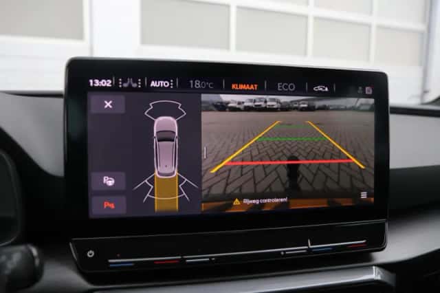 CUPRA Leon Sportstourer (2023) thumbnail 30