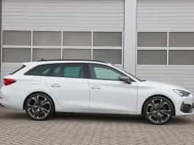 CUPRA Leon Sportstourer (2023) thumbnail 4