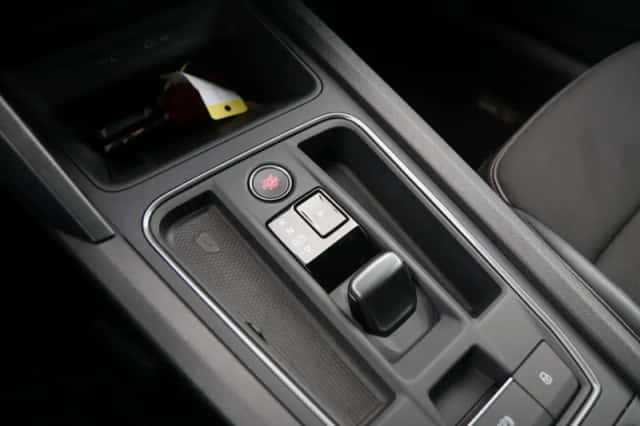 CUPRA Leon Sportstourer (2023) thumbnail 32