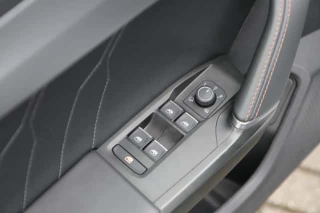 CUPRA Leon Sportstourer (2023) thumbnail 34