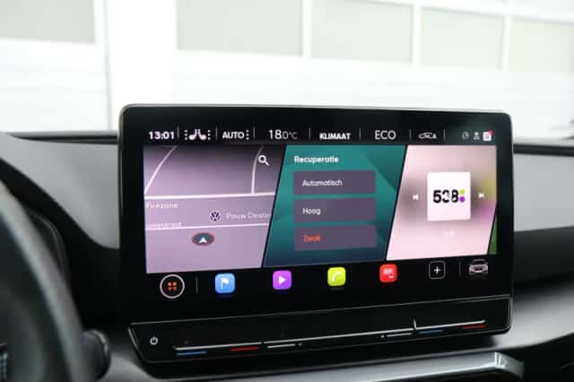 CUPRA Leon Sportstourer (2023) thumbnail 42