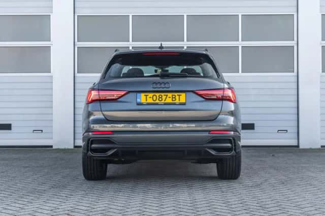 Audi Q3 (2023) thumbnail 12
