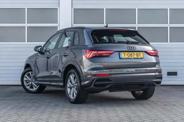 Audi Q3 (2023) thumbnail 13