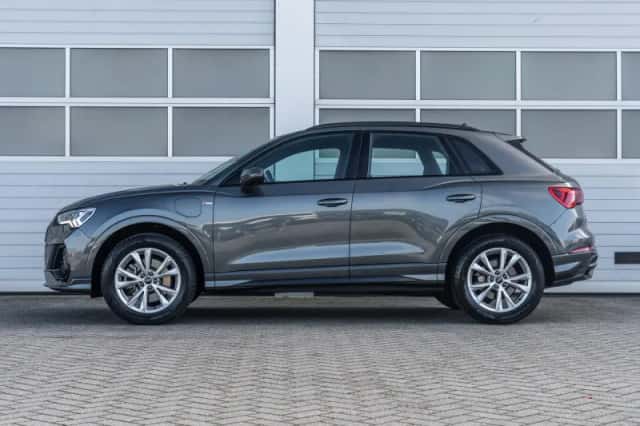 Audi Q3 (2023) thumbnail 14