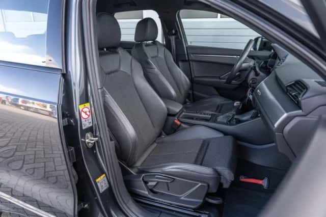 Audi Q3 (2023) thumbnail 17