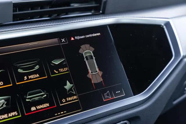 Audi Q3 (2023) thumbnail 41