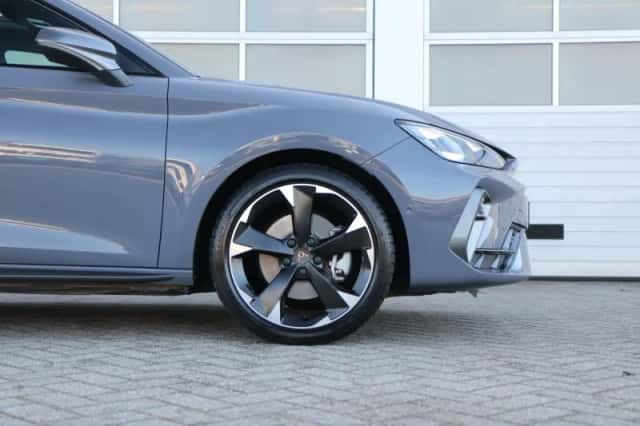 CUPRA Leon Sportstourer (2025) thumbnail 14