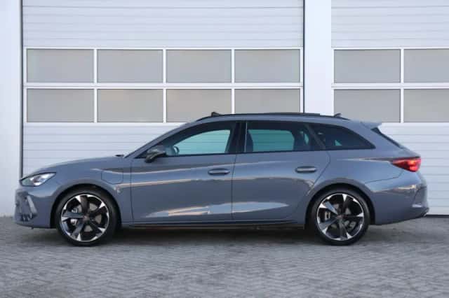 CUPRA Leon Sportstourer (2025) thumbnail 15