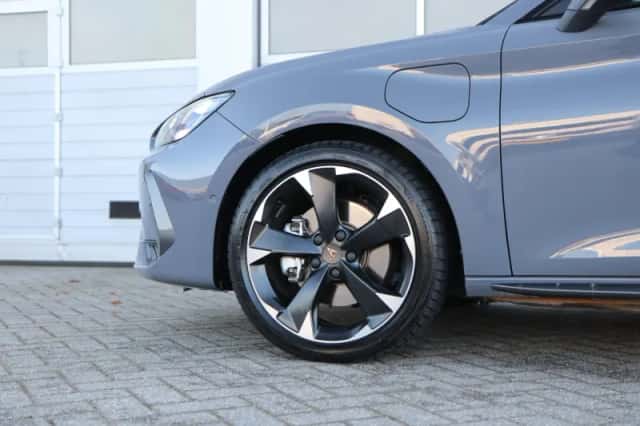 CUPRA Leon Sportstourer (2025) thumbnail 16