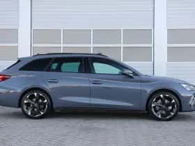 CUPRA Leon Sportstourer (2025) thumbnail 3