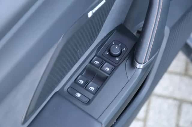 CUPRA Leon Sportstourer (2025) thumbnail 50