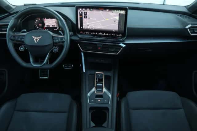 CUPRA Leon Sportstourer (2025) thumbnail 6