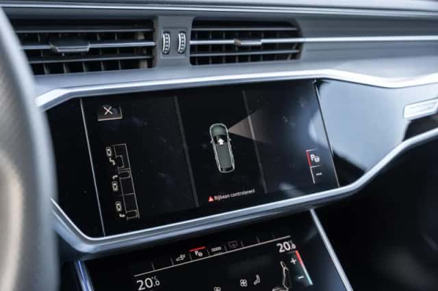 Audi A6 (2021) thumbnail 50