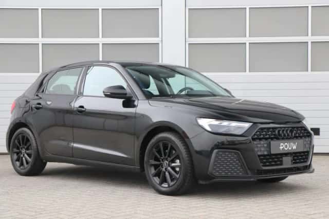 Audi A1 (2025) thumbnail 11