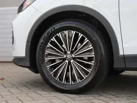 Volkswagen Tiguan (2025) thumbnail 13
