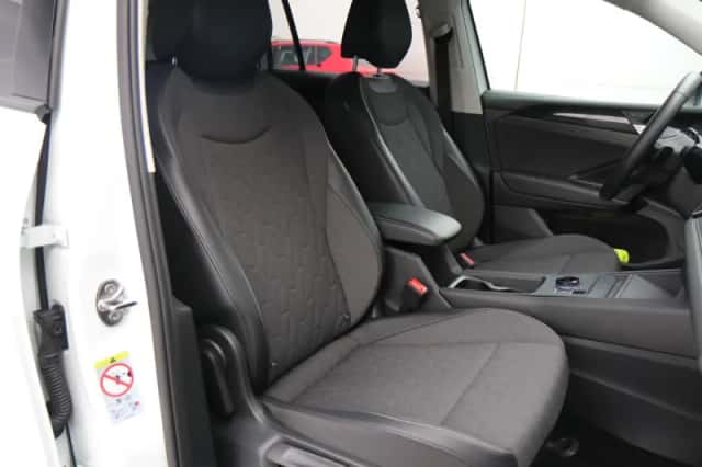 Volkswagen Tiguan (2025) thumbnail 14