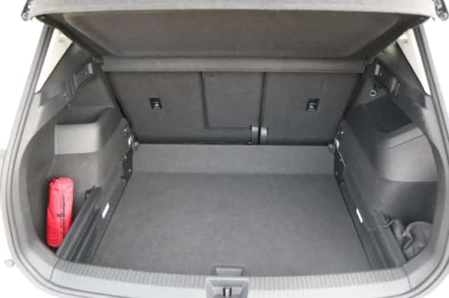 Volkswagen Tiguan (2025) thumbnail 16