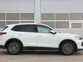 Volkswagen Tiguan (2025) thumbnail 3