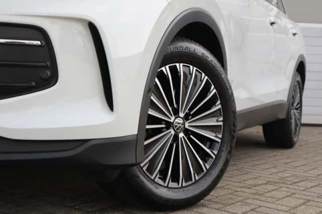 Volkswagen Tiguan (2025) thumbnail 37