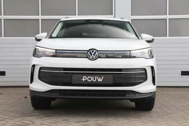 Volkswagen Tiguan (2025) thumbnail 8