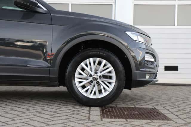 Volkswagen T-Roc (2021) thumbnail 13