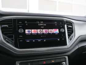 Volkswagen T-Roc (2021) thumbnail 24