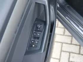 Volkswagen T-Roc (2021) thumbnail 28