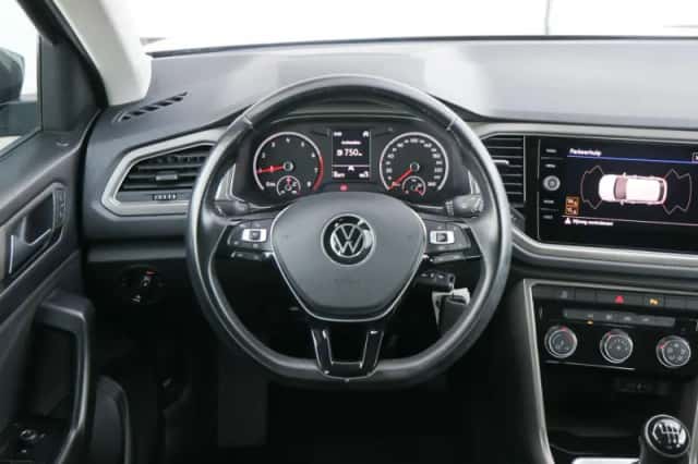 Volkswagen T-Roc (2021) thumbnail 30