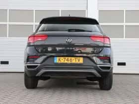 Volkswagen T-Roc (2021) thumbnail 10