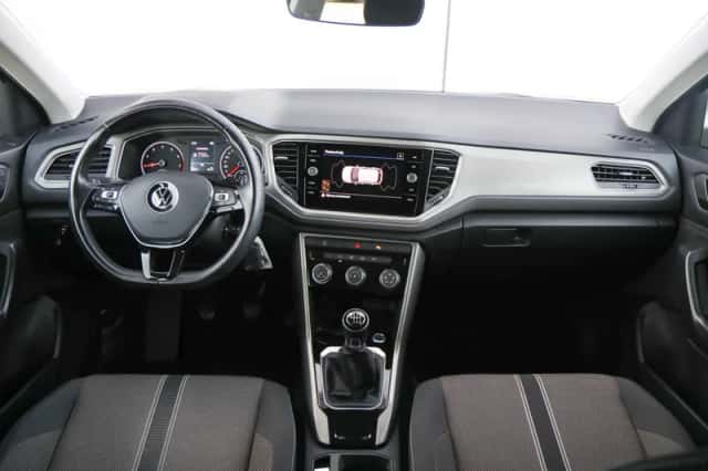 Volkswagen T-Roc (2021) thumbnail 5